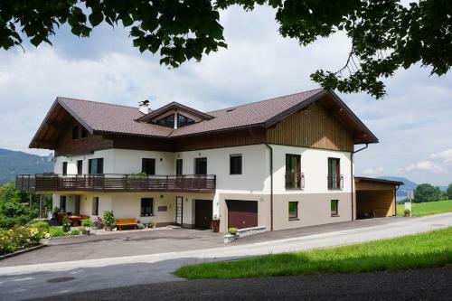 Apartamento Ferienwohnung Hausleitner