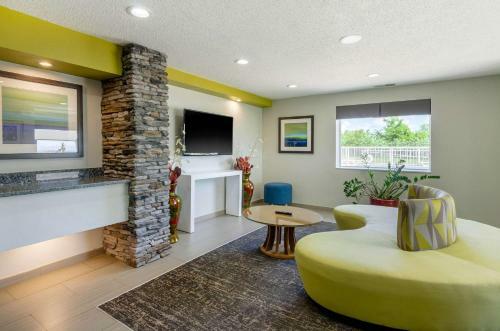 Posada Quality Inn & Suites Staunton