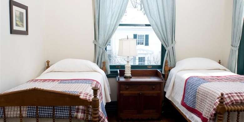 Bed & Breakfast Frederick House
