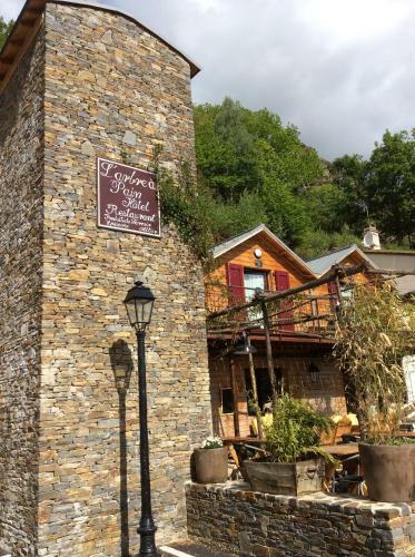 Hotel L'arbre � Pain