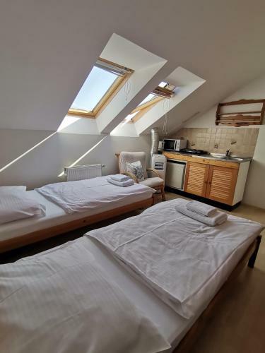 Hostal Penzion Pod Kostel�?kem