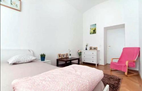 Marvelous Midtown Apartment