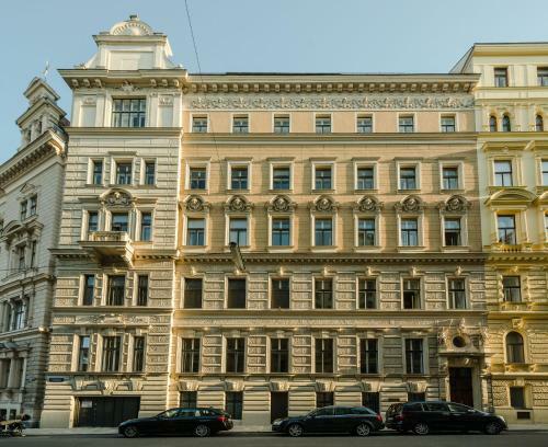 Apartments Rooseveltplatz