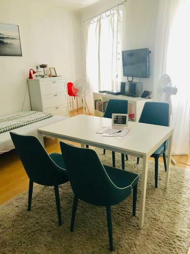 Apartamento The Barts City Center - Self Check-in