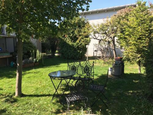 Apartamento Central Garden House With Parking Lot