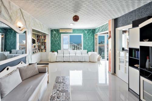 Hostal One Private Studio Full View