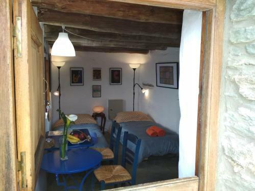 Hostal Cyclades Olive Museum's Guest House