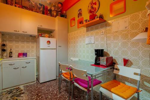 Tropical Apartment In Pireaus Center