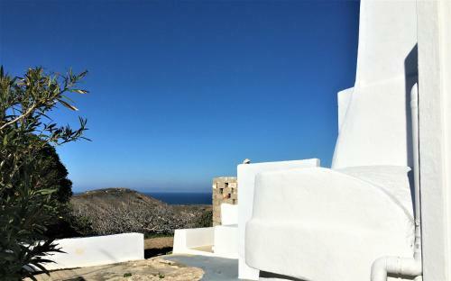 Old Granny's Home In Plakes Milos