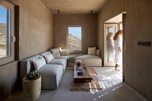 Villa Santorini Sky, The Lodge