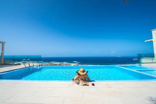 Nafsika Xenia Luxury Villas