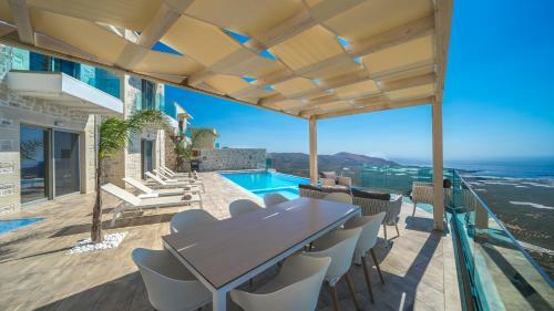 Nafsika Xenia Luxury Villas