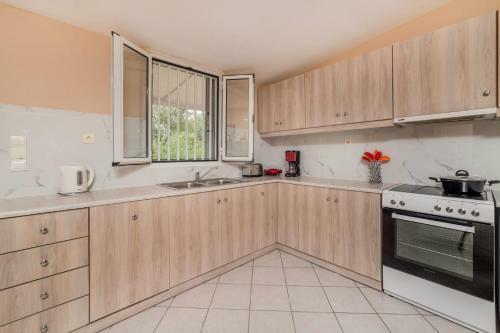 Zante Lux Villa - Private Heated Pool & Garden