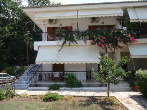 Hostal Almini2 Apartments