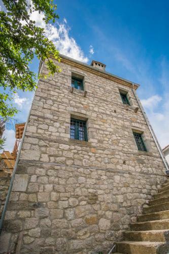 Hostal Arhontiko Vourloka