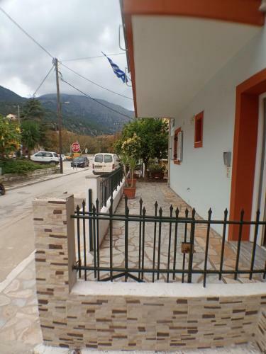 Poros Apartment