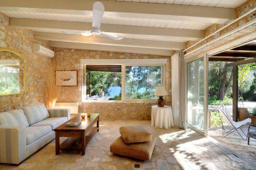 Beachfront Villa