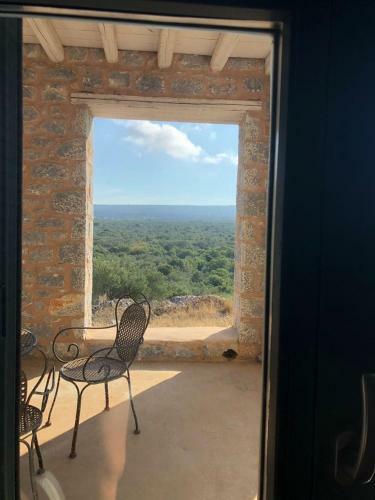 1bdr Loft In Stone Tower, Majestic View In Mani