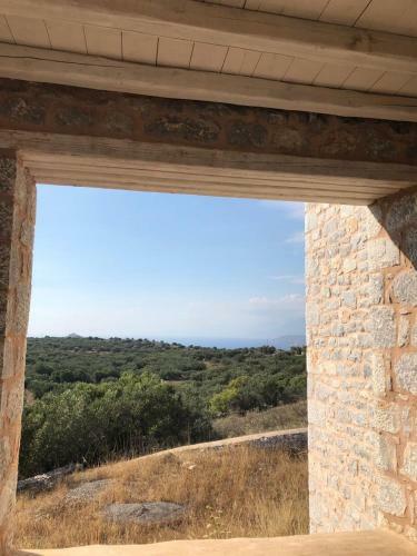 1bdr Loft In Stone Tower, Majestic View In Mani