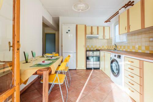 Apartamento Ancient Olympia Secluded Haven, Mangata Home