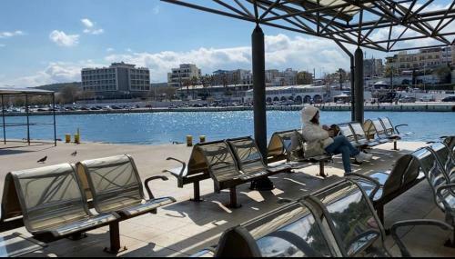 Apartamento Nice Seafront Flat - Beach, Port & Athens Airport
