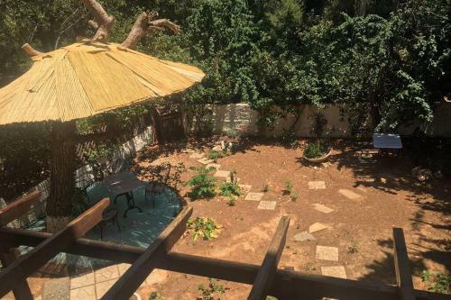 Exotic Apartment 1 Min From Marikes Beach