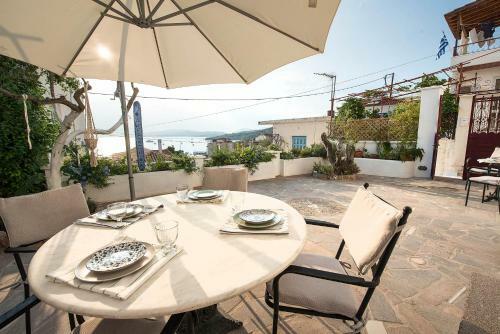 Aquarella-fairytale Apartment With Sunset View