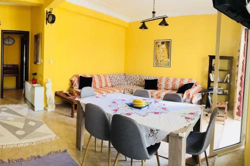 Cute And Comfortable Apartment Nefeli