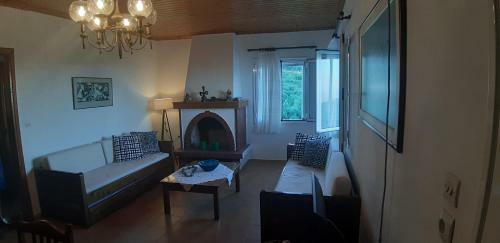 House In Zaloggo