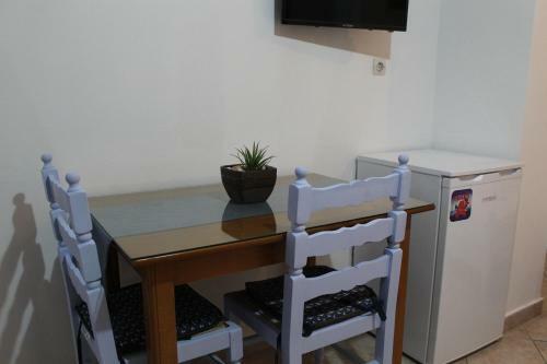 Vakis Apartments 2