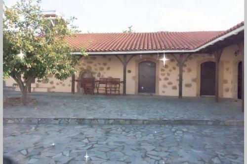 Roupes Stone House