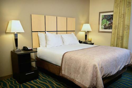 Aparthotel Candlewood Suites Denver Northeast - Brighton