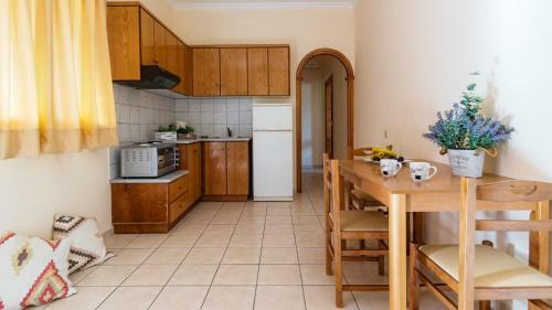 Spiros Apartments