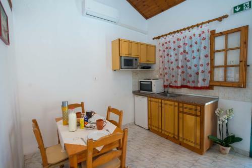 Georgia Apartments Sidari