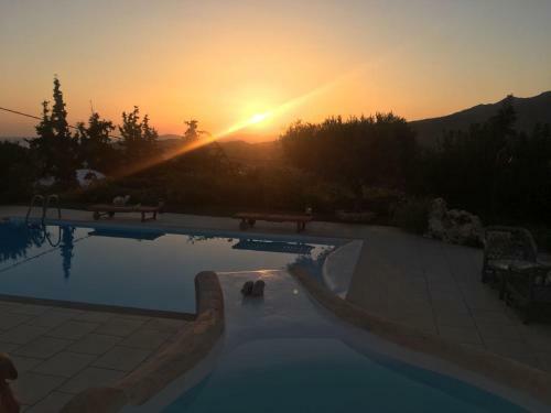 Olive House Traditional Villa With Pool