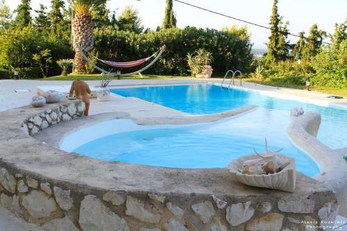 Olive House Traditional Villa With Pool