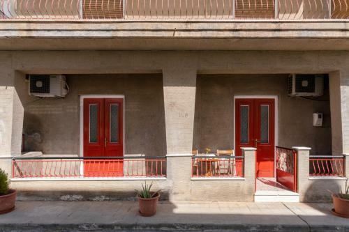 Aloe Apartments