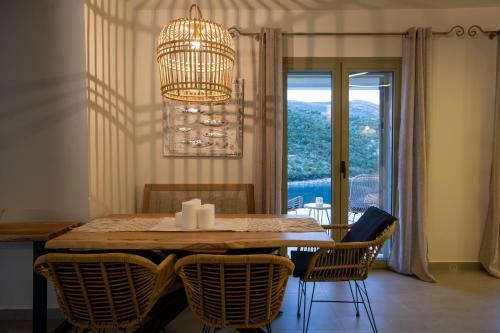 Villa Anthelia-idyllic View And Private Access To The Sea