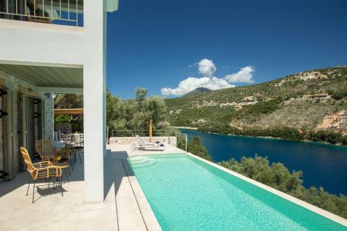Villa Anthelia-idyllic View And Private Access To The Sea