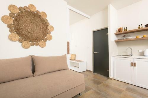 Konstantinou Deluxe Apartments