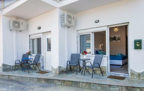 Doukas Apartments