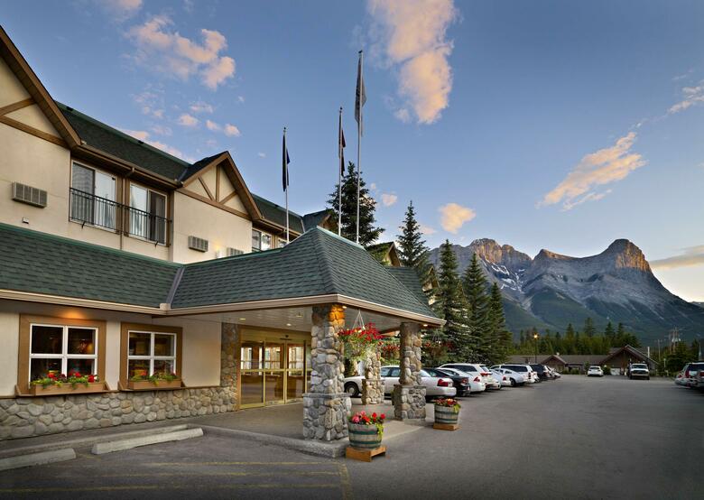 Radisson Hotel And Conference Center Canmore - Standard
