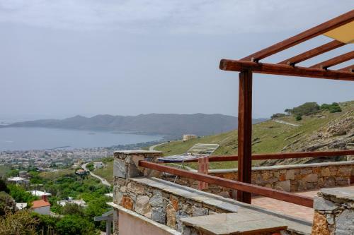 Makronas Apartments