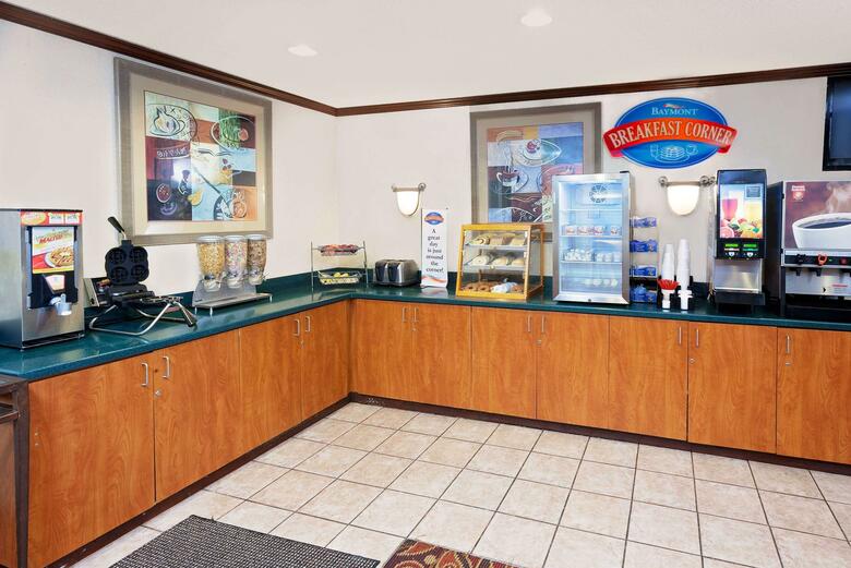 Hotel Baymont Inn & Suites St. Joseph - Stevensville