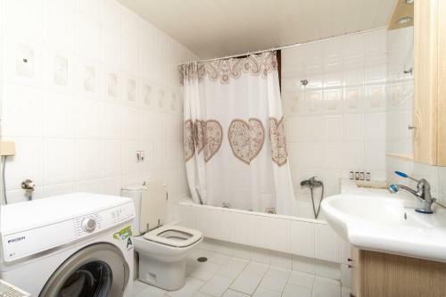 Majorelle Apartments