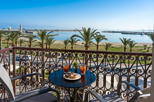 Hotel Mitos-suites