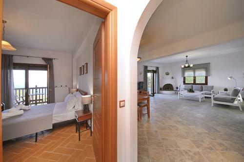 Villa Margini, Aegean Views , Pool Villa, Skopelos