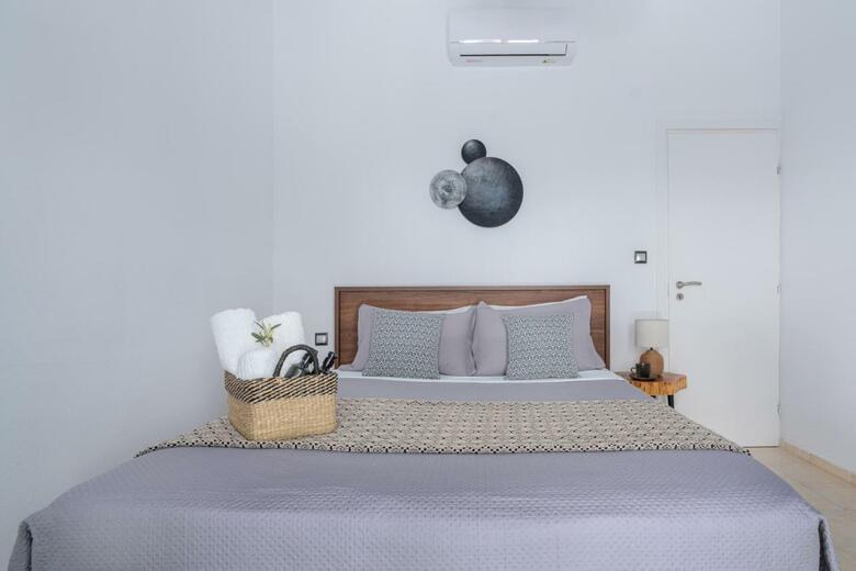 Villa Indigo Boutique Home