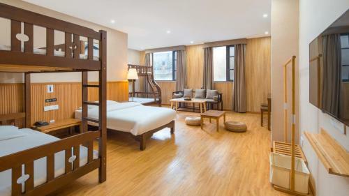 Floral Hotel Wuxi Chanfeng Xiaozhu Lingshan Town