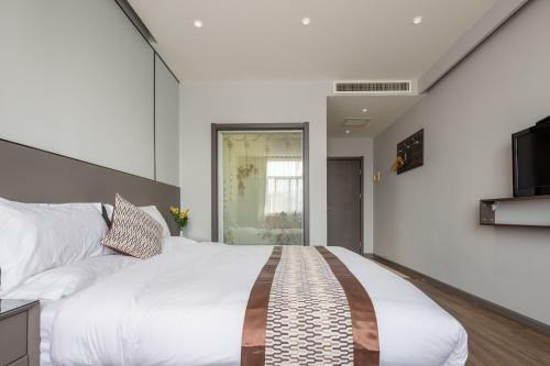 X�jushe Hotel